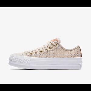 BRAND NEW Converse Sneakers